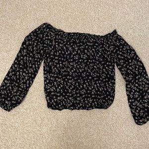 Brandy Melville O/S Floral Crop Off the Shoulder